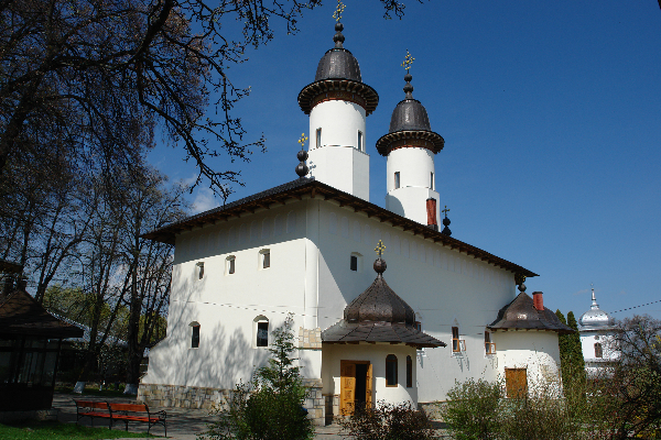 Biserica Adormirea Măicii Domnului